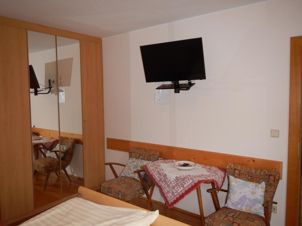 Haus Friedburg Daire Velden am Wörthersee Oda fotoğraf